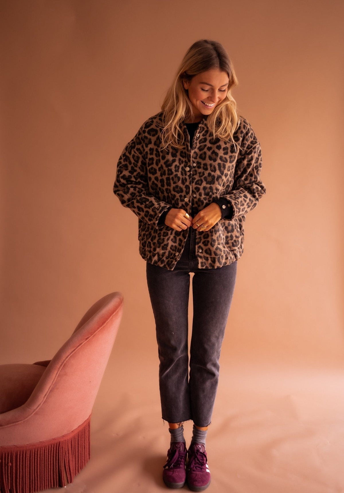 Sofía | Chaqueta de Estampado de Leopardo con Botones para Mujer 8