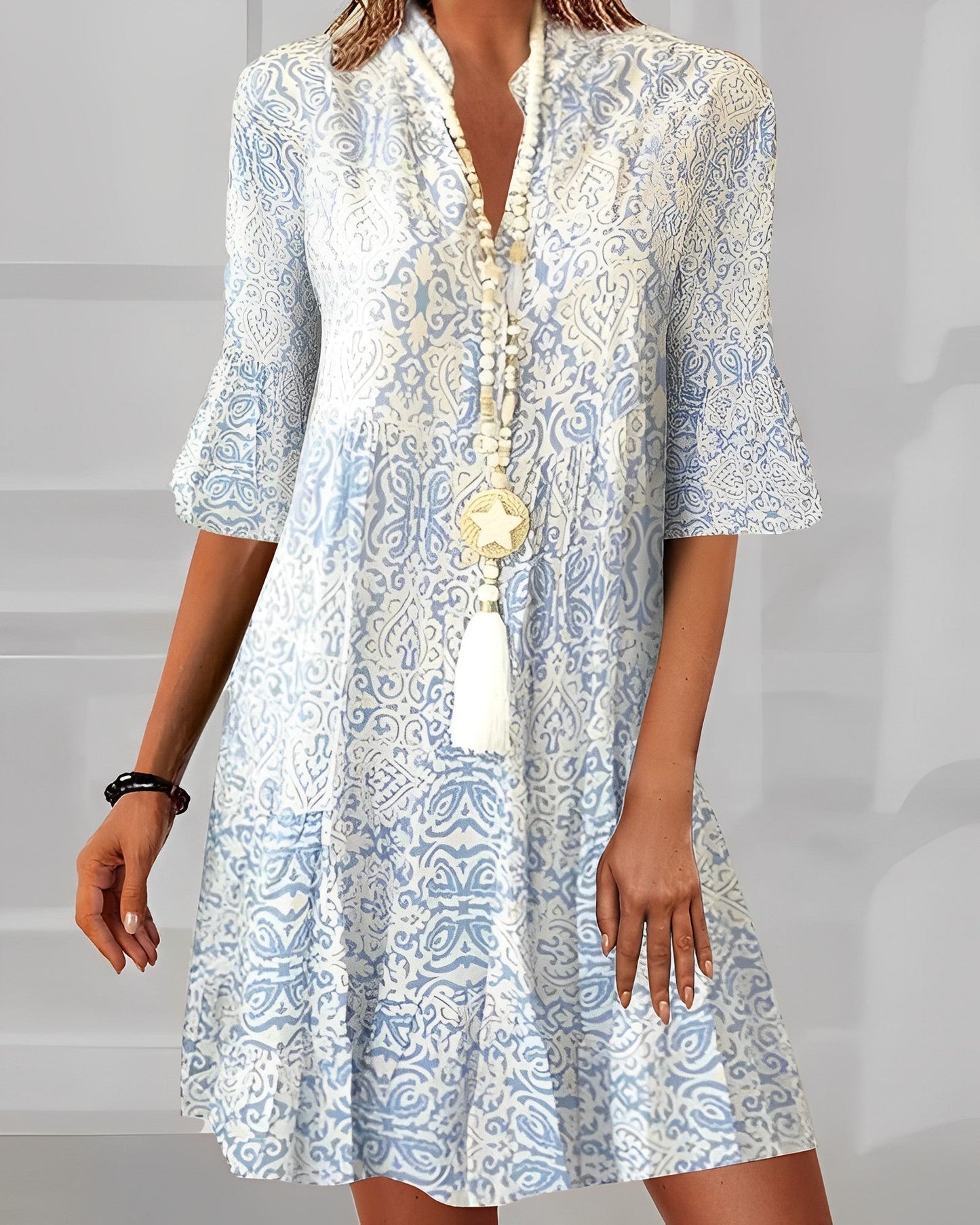 Valentina | Minivestido Bohemio de Manga Acampanada y Cuello en V para Mujer 3