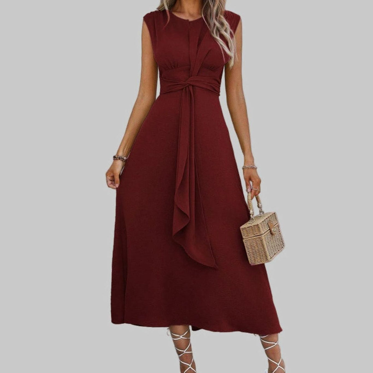 Vestido midi sin mangas en distintos colores disponibles