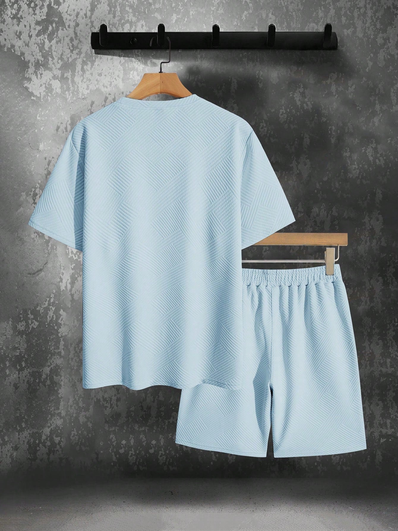 Carlos | Conjunto de Verano para Hombre con Camiseta Extragrande y Pantalones Cortos Deportivos 2