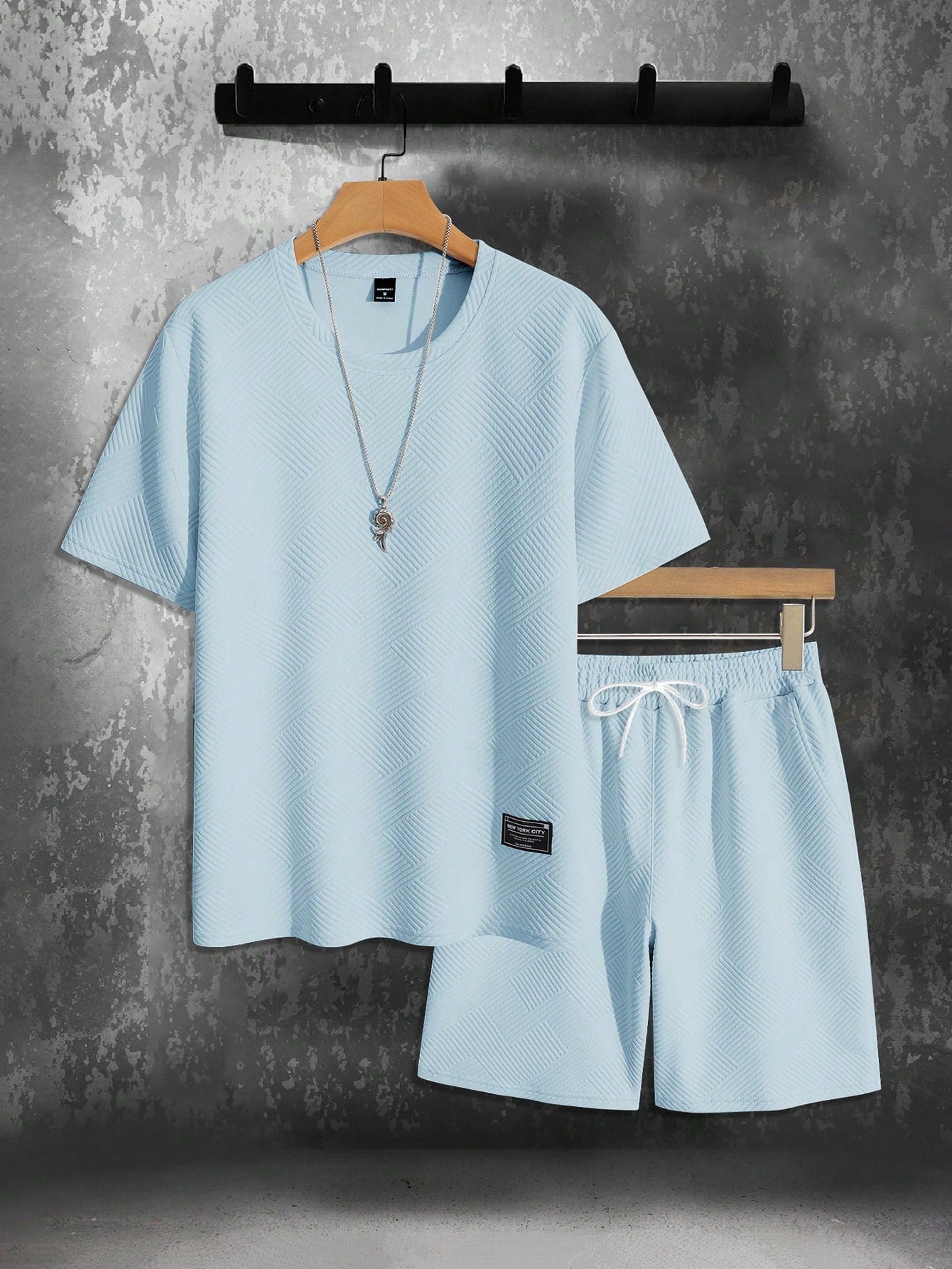 Carlos | Conjunto de Verano para Hombre con Camiseta Extragrande y Pantalones Cortos Deportivos 4