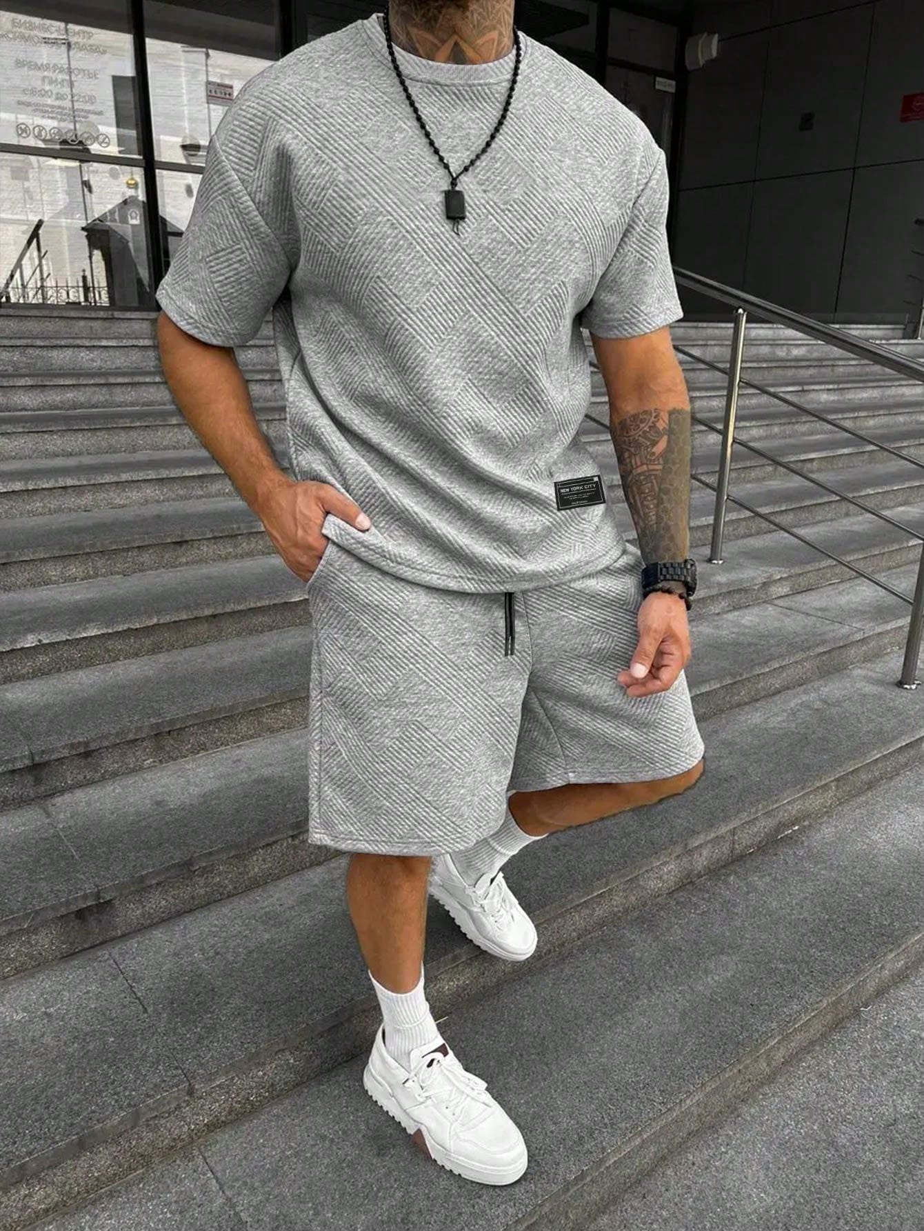 Carlos | Conjunto de Verano para Hombre con Camiseta Extragrande y Pantalones Cortos Deportivos 6