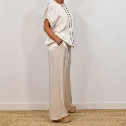 Clara | Conjunto Punto Mujer de Dos Piezas con Pantalones de Pierna Ancha 4