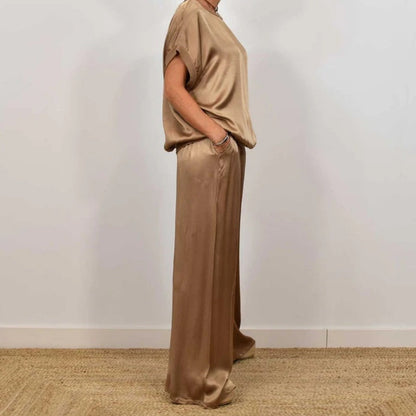 Clara | Conjunto Punto Mujer de Dos Piezas con Pantalones de Pierna Ancha 8