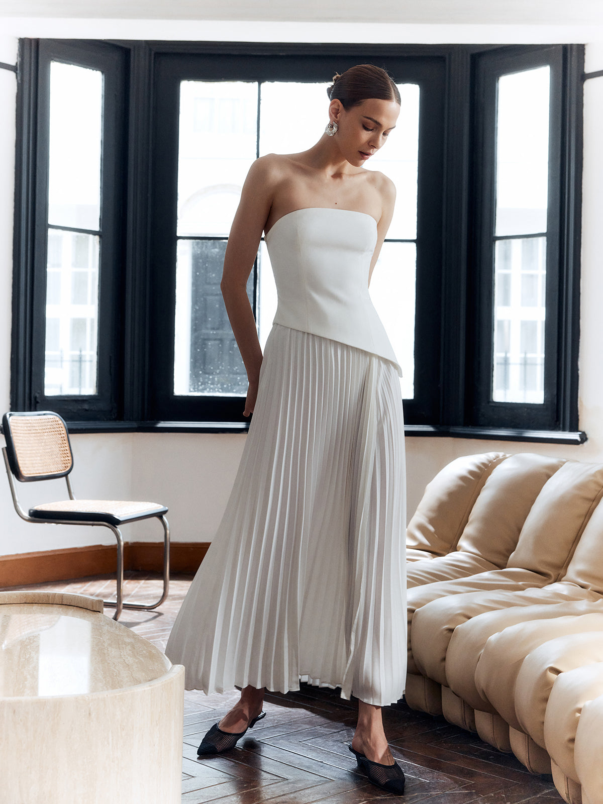 Clara | Elegante Vestido Largo Plisado con Abertura Lateral 4