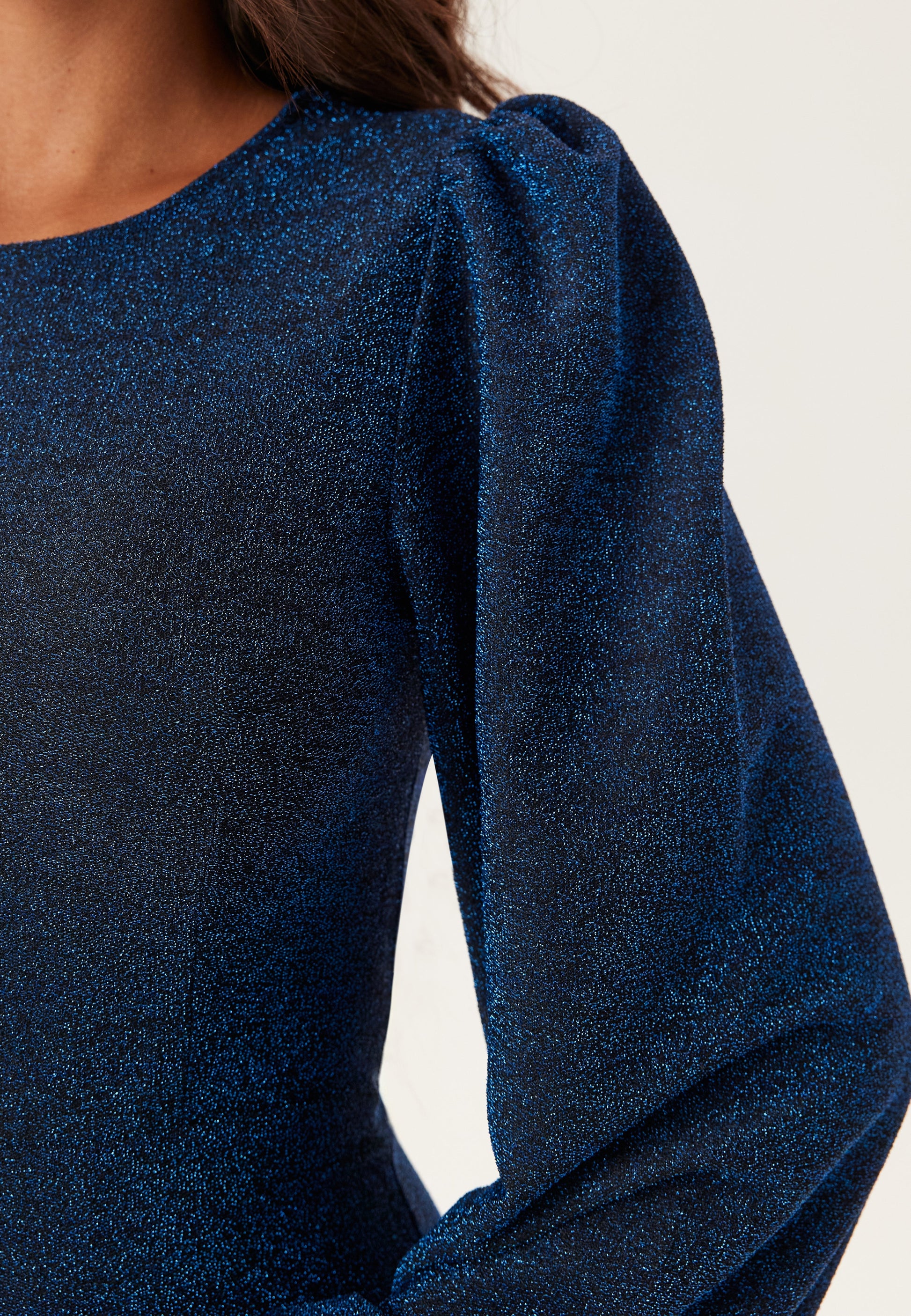 Clara | Minivestido Ajustado con Purpurina y Mangas Largas para Mujer 5