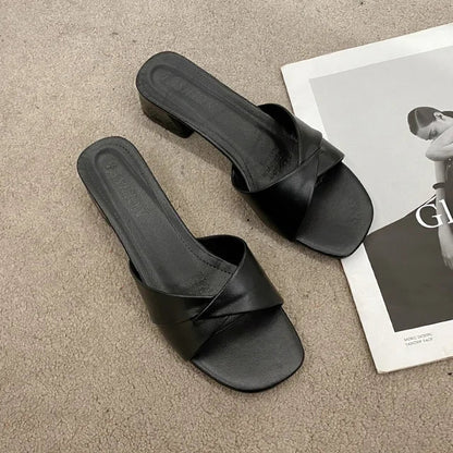 Clara | Sandalias Elegantes de Mujer con Tacón Corto para Verano 2