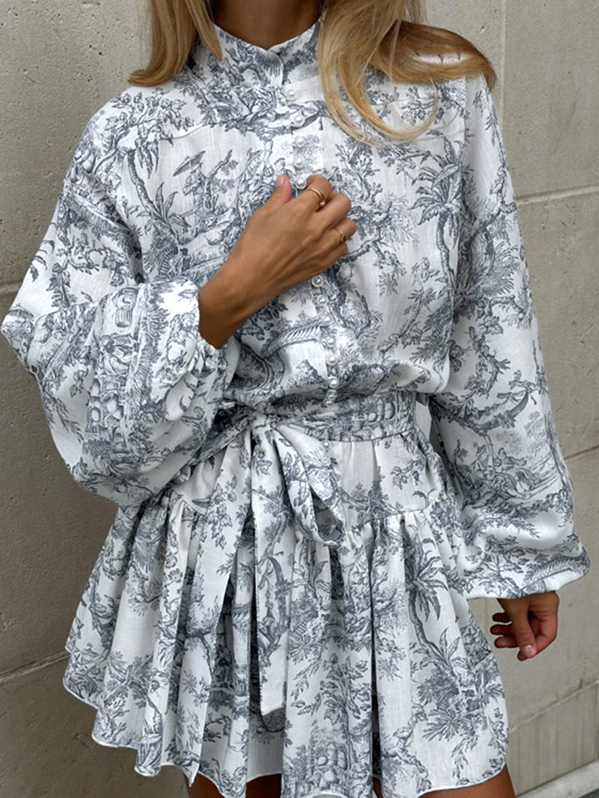 Clara | Vestido Camisero Estampado Elegante para Mujer con Cinturón 4