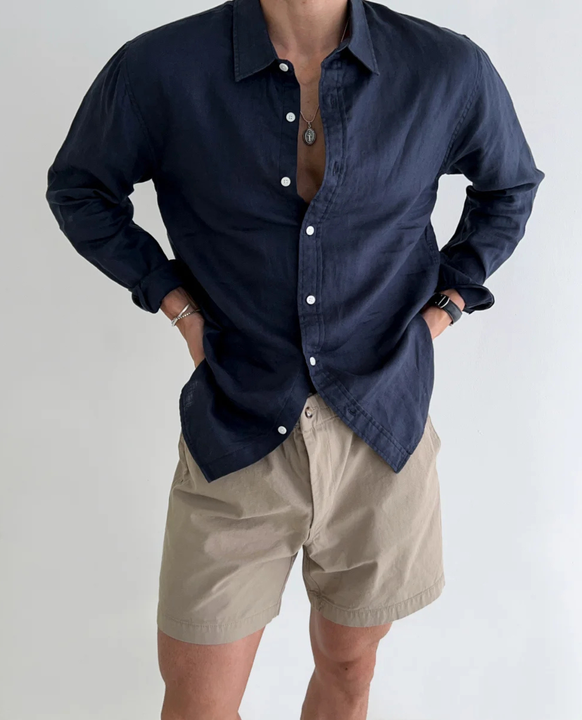 Diego | Camisa Blanca de Hombre de Manga Larga con Ajuste Relajado y Estilo Atemporal 4