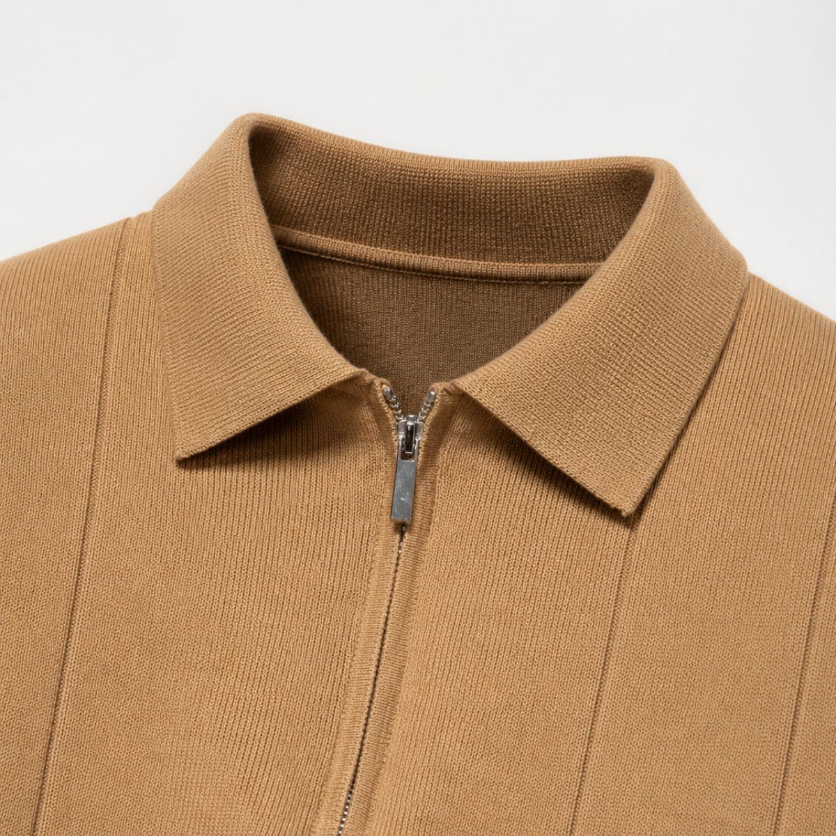 Diego | Polo Blanco Hombre de Manga Corta con Cremallera y Estilo Moderno 4