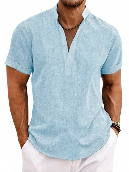 Fernando | Camisa de Manga Corta con Cuello Alto y Escote en V para Hombre 1