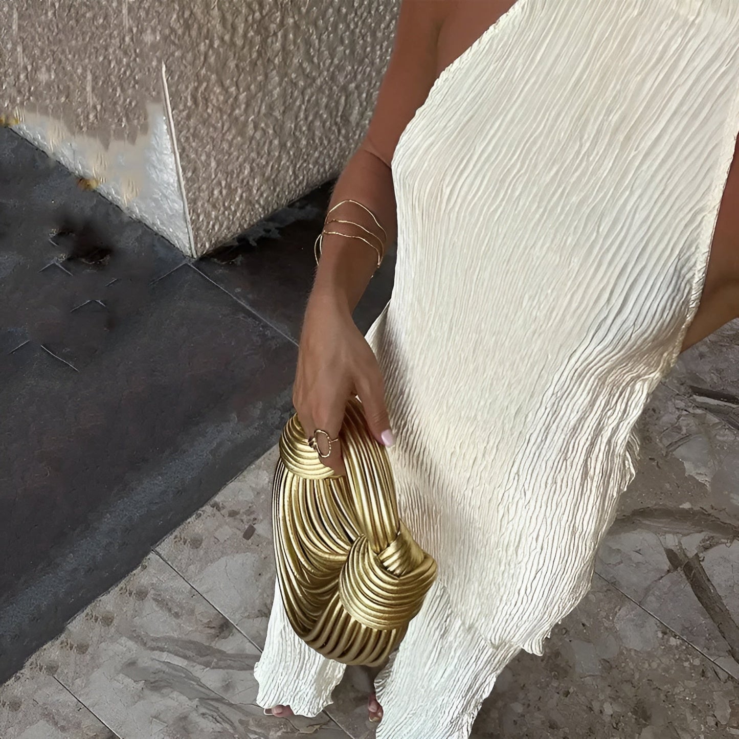 Isabella | Mono Fiesta Mujer Plisado de Pierna Ancha con Escote Halter 2