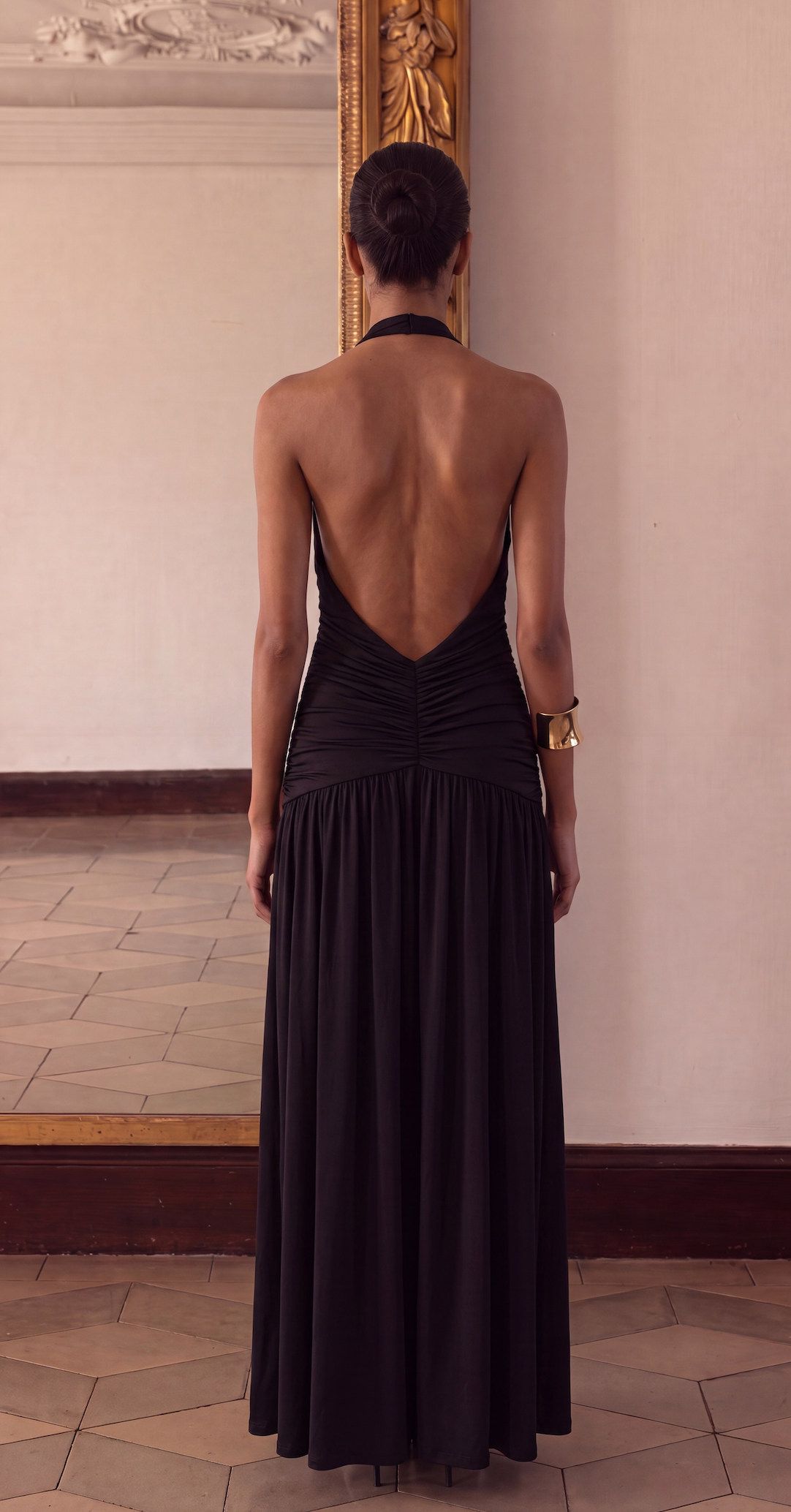 Isabella | Vestido Maxi Elegante con Escote Halter para Mujer 7
