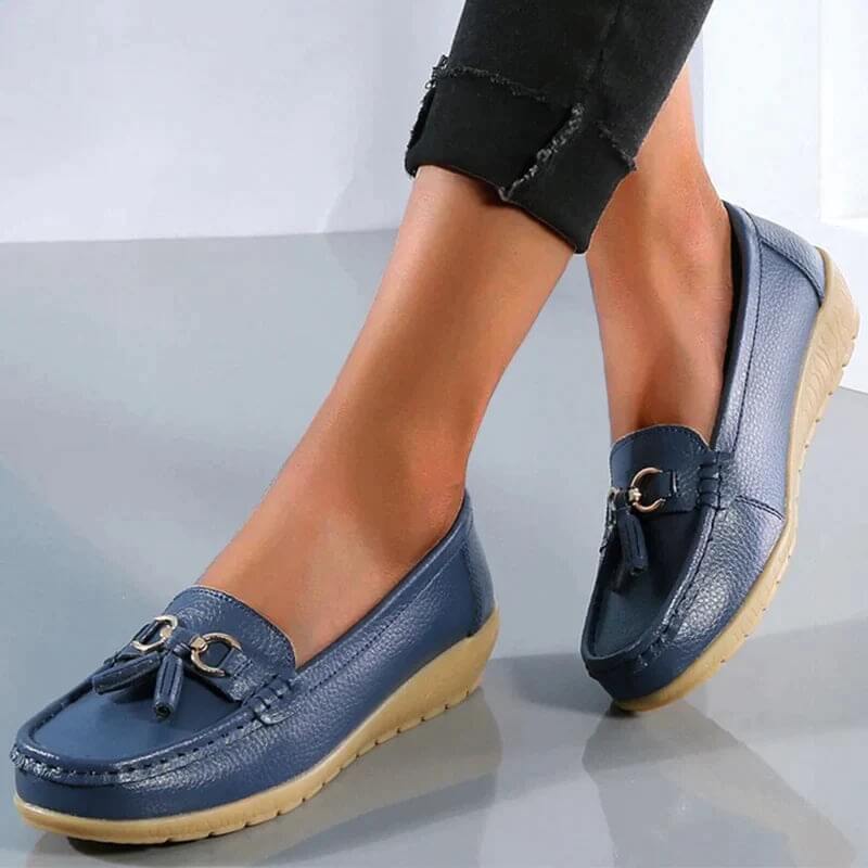 Isabella | Zapatos Ortopédicos Planos para Mujer con Diseño Clásico y Confort Diario 2