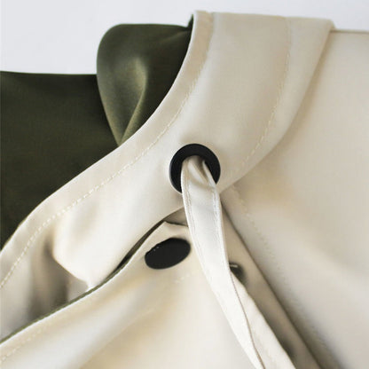 Lucía | Chaqueta con Capucha en Capas y Ribete en Contraste para Mujer 4