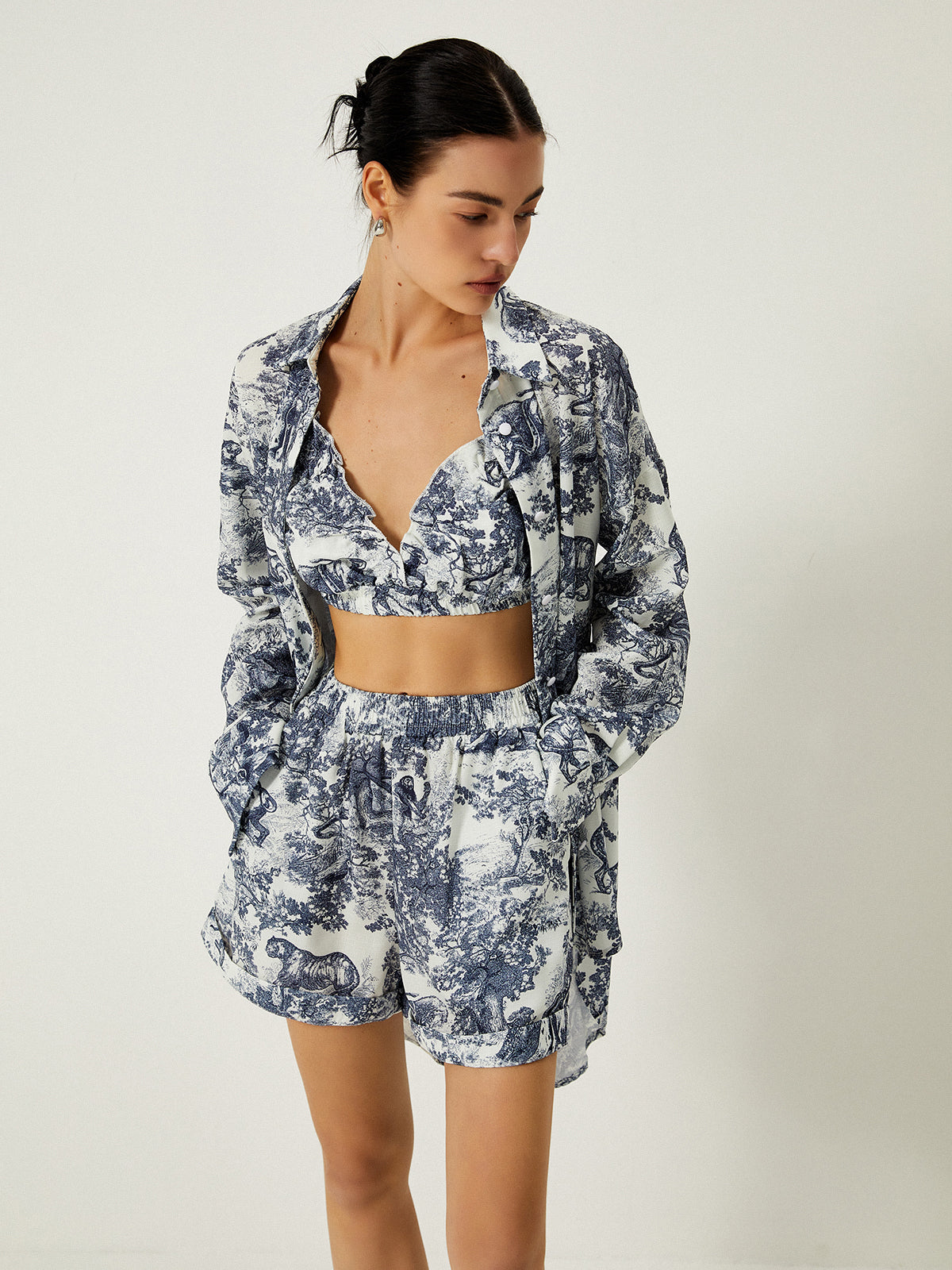 Lucía | Conjunto Deportivo Floral de 3 Piezas para Mujer 1