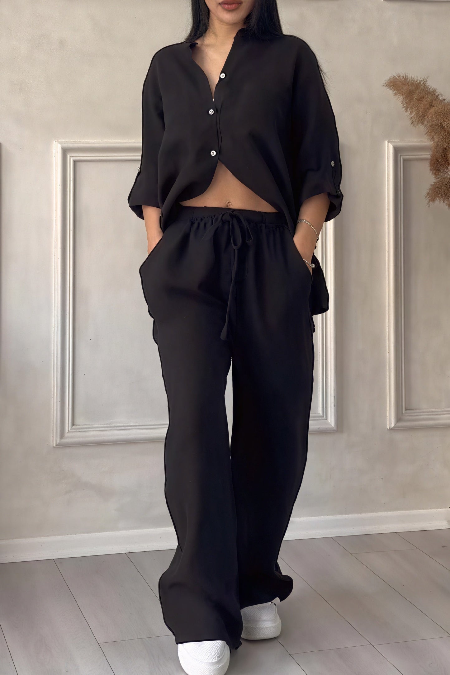 Lucía | Conjunto de Mujer con Camisa y Pantalones Anchos, Estilo Casual y Cómodo 5