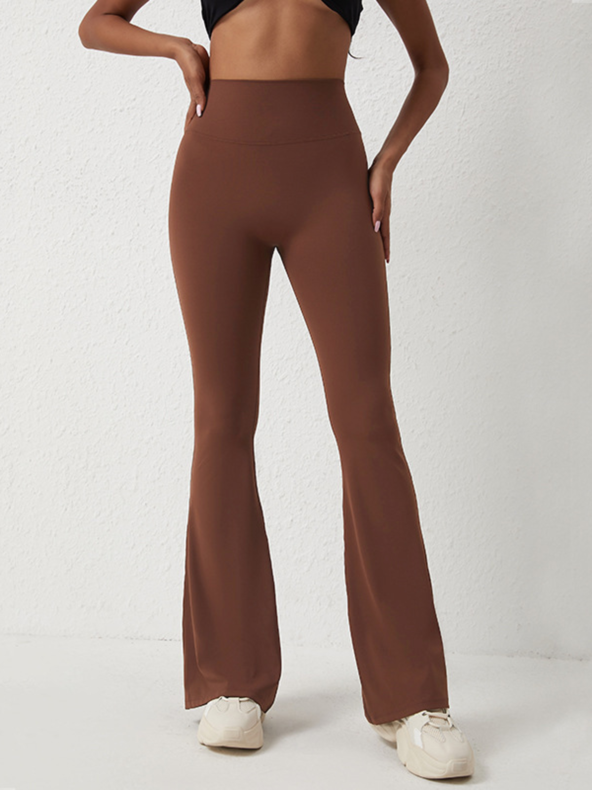 Lucía | Leggings Acampanados de Cintura Alta para Mujer con Estilo Deportivo 7