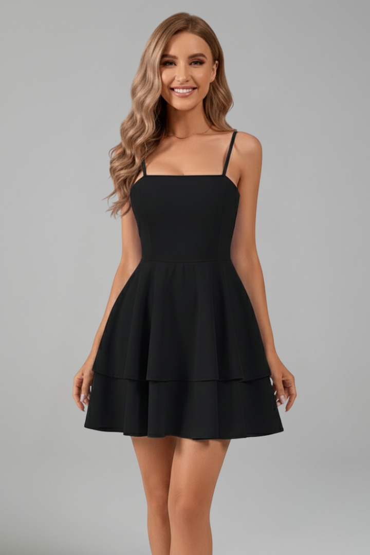 Lucía | Minivestido de Verano con Tirantes Finos y Falda Acampanada para Mujer 5