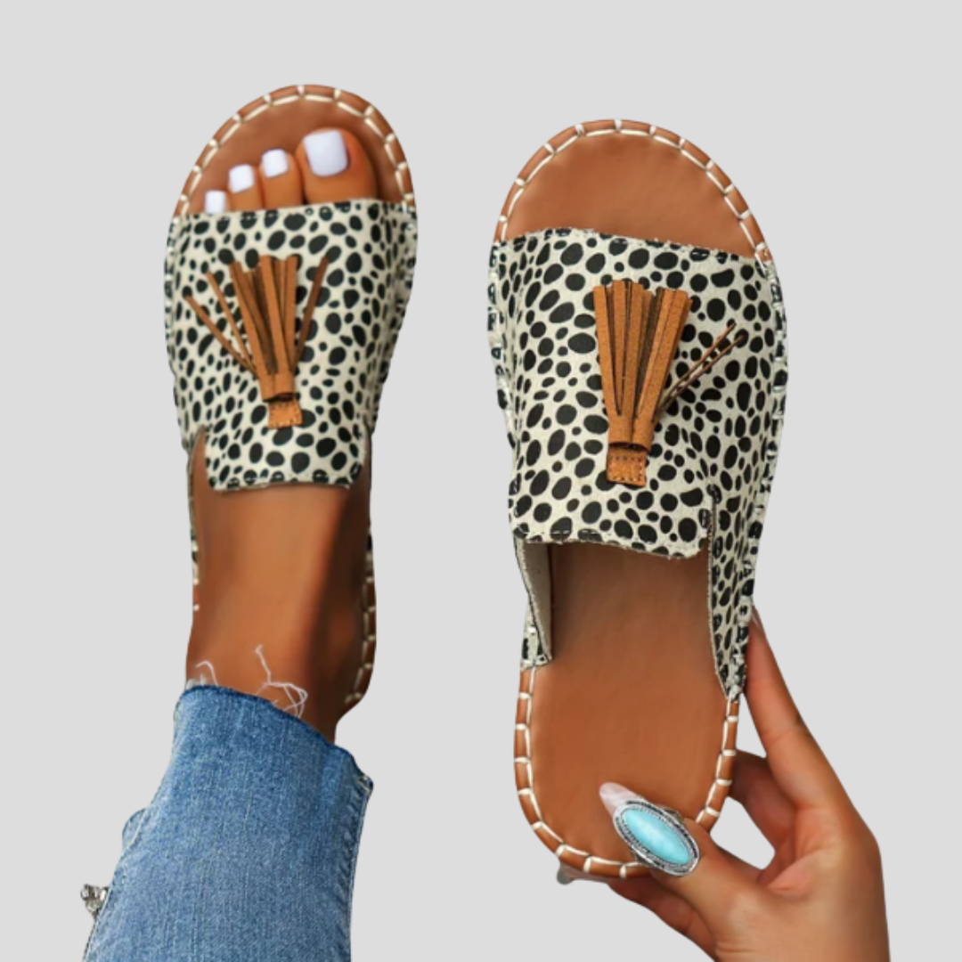 Lucía | Sandalias Abiertas de Mujer con Borla Decorativa y Suela Cosida a Mano 3