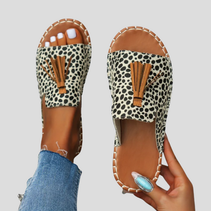 Lucía | Sandalias Abiertas de Mujer con Borla Decorativa y Suela Cosida a Mano 3