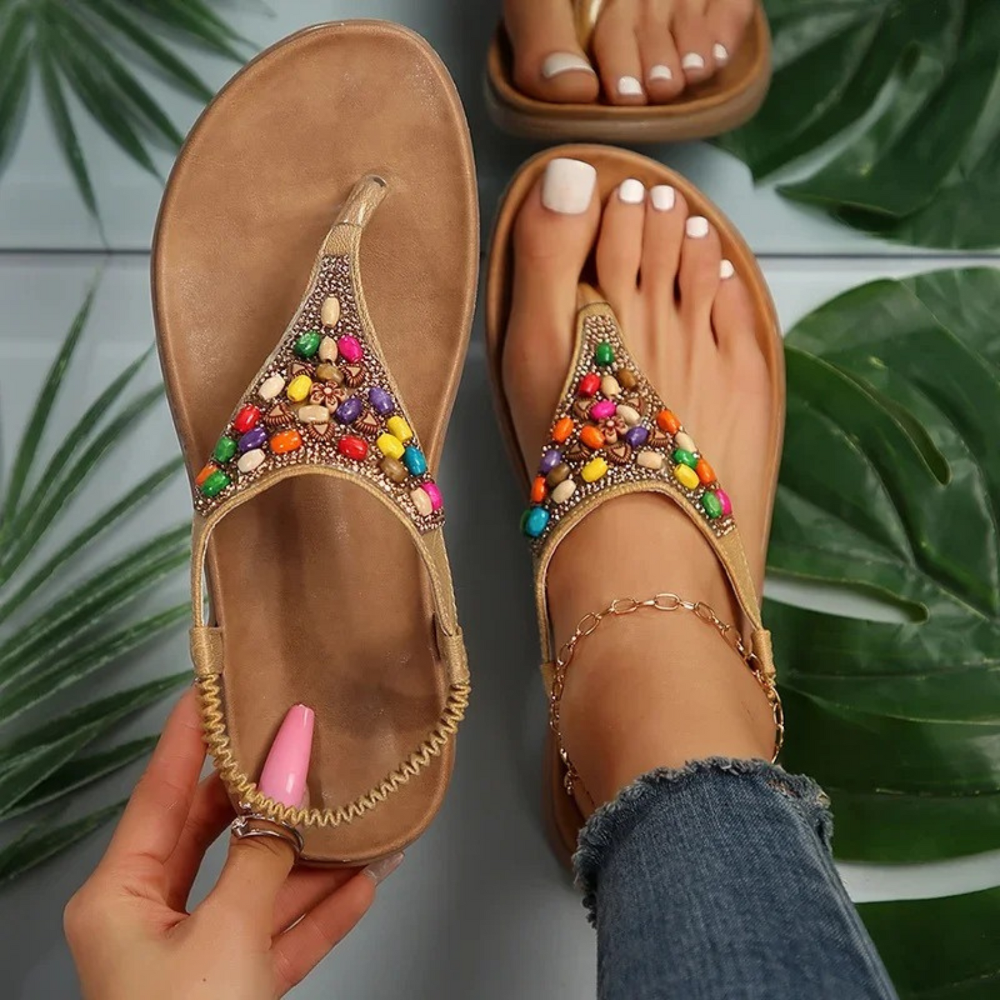 Lucía | Sandalias Planas Retro con Decoración de Cuentas para Mujer 5