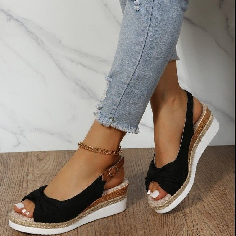 Lucía | Sandalias Plataforma con Detalle de Botones para Mujer 3