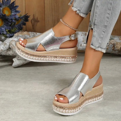 Lucía | Sandalias de Mujer con Suela Gruesa y Diseño Moderno 3