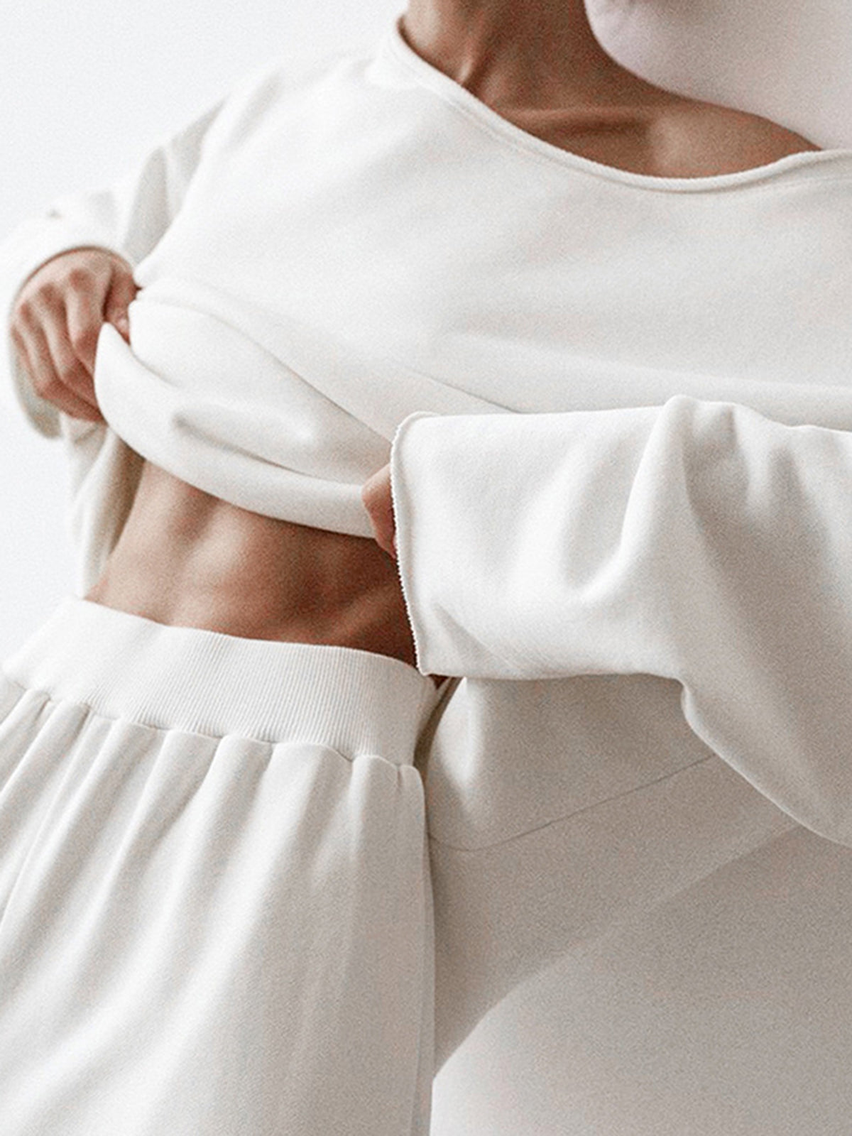 Lucía | Suéter Asimétrico de Hombros Descubiertos para Mujer (Lucía | Suéter + Moderno + Casual) 2