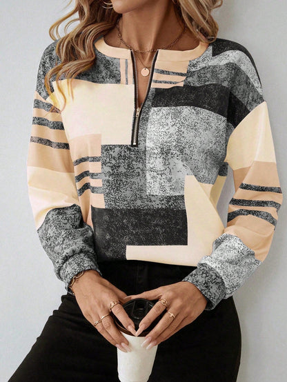 Lucía | Top con Cuello y Cremallera para Mujer con Estampado Abstracto 7
