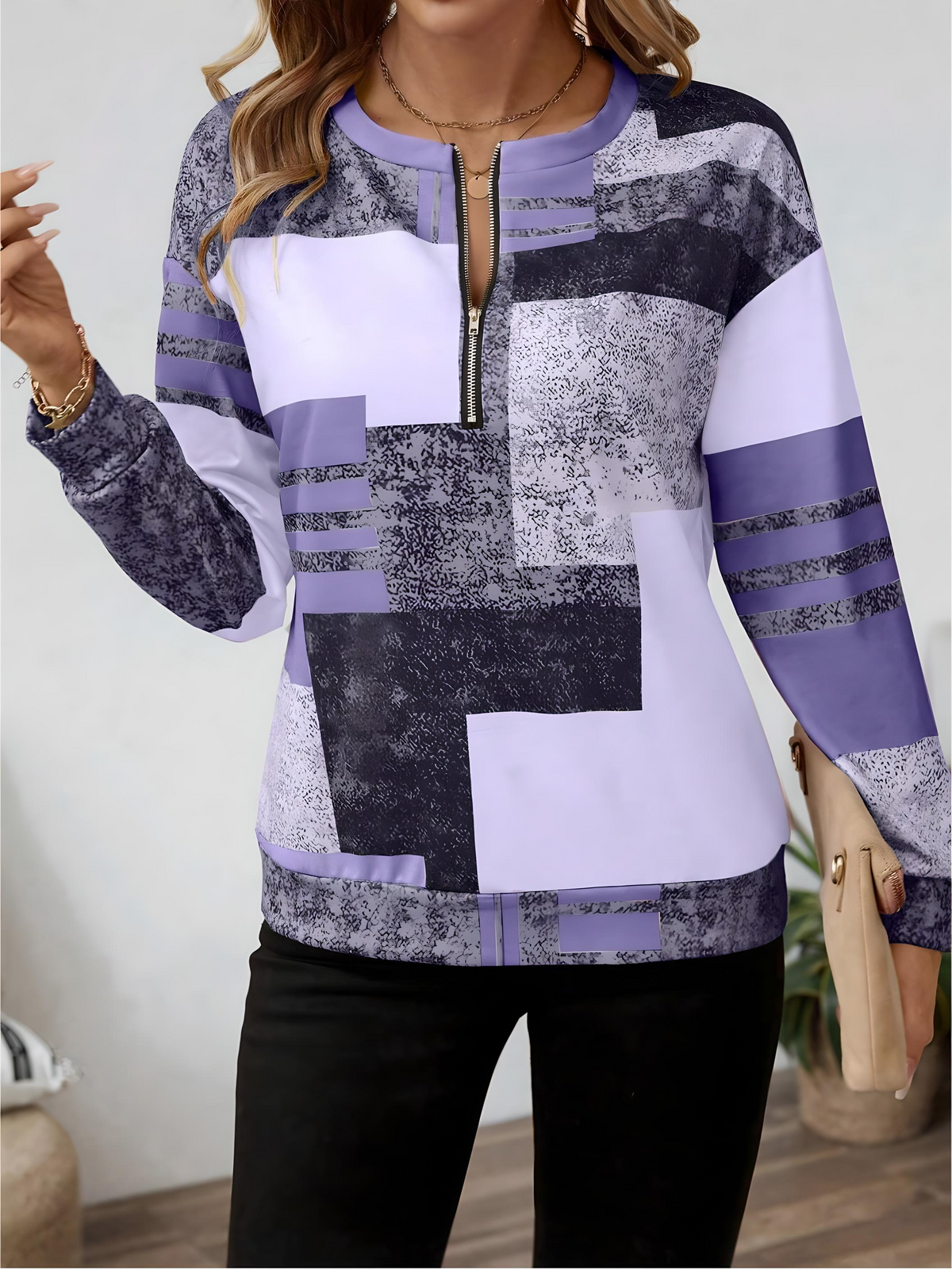 Lucía | Top con Cuello y Cremallera para Mujer con Estampado Abstracto 8