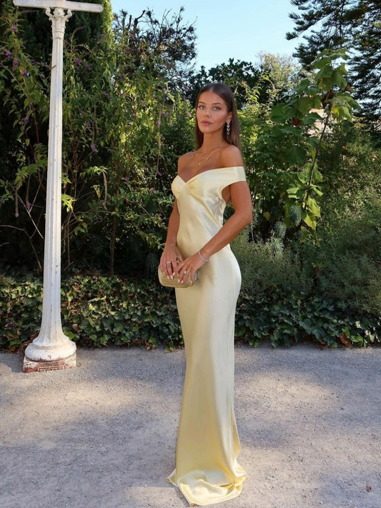 Lucía | Vestido Largo de Satén Sin Espalda Elegante para Mujer 0