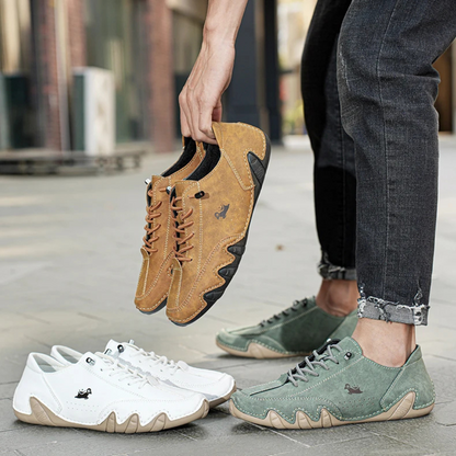 Miqueas | Zapatillas Blancas de Hombre con Diseño Ergonómico y Suela Ondulada 1