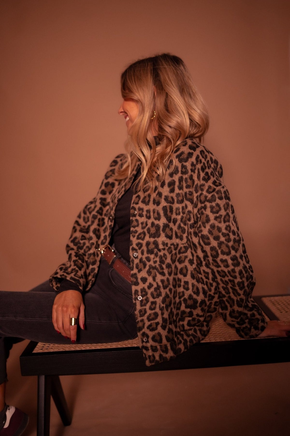 Sofía | Chaqueta de Estampado de Leopardo con Botones para Mujer 2
