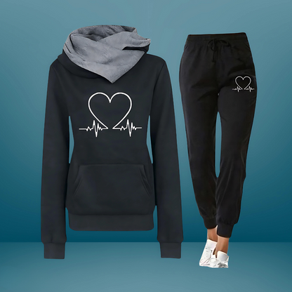 Sofía | Conjunto de Sudadera con Capucha y Joggers para Mujer con Gráfico Heartbeat 3