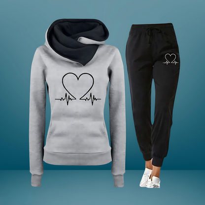 Sofía | Conjunto de Sudadera con Capucha y Joggers para Mujer con Gráfico Heartbeat 5
