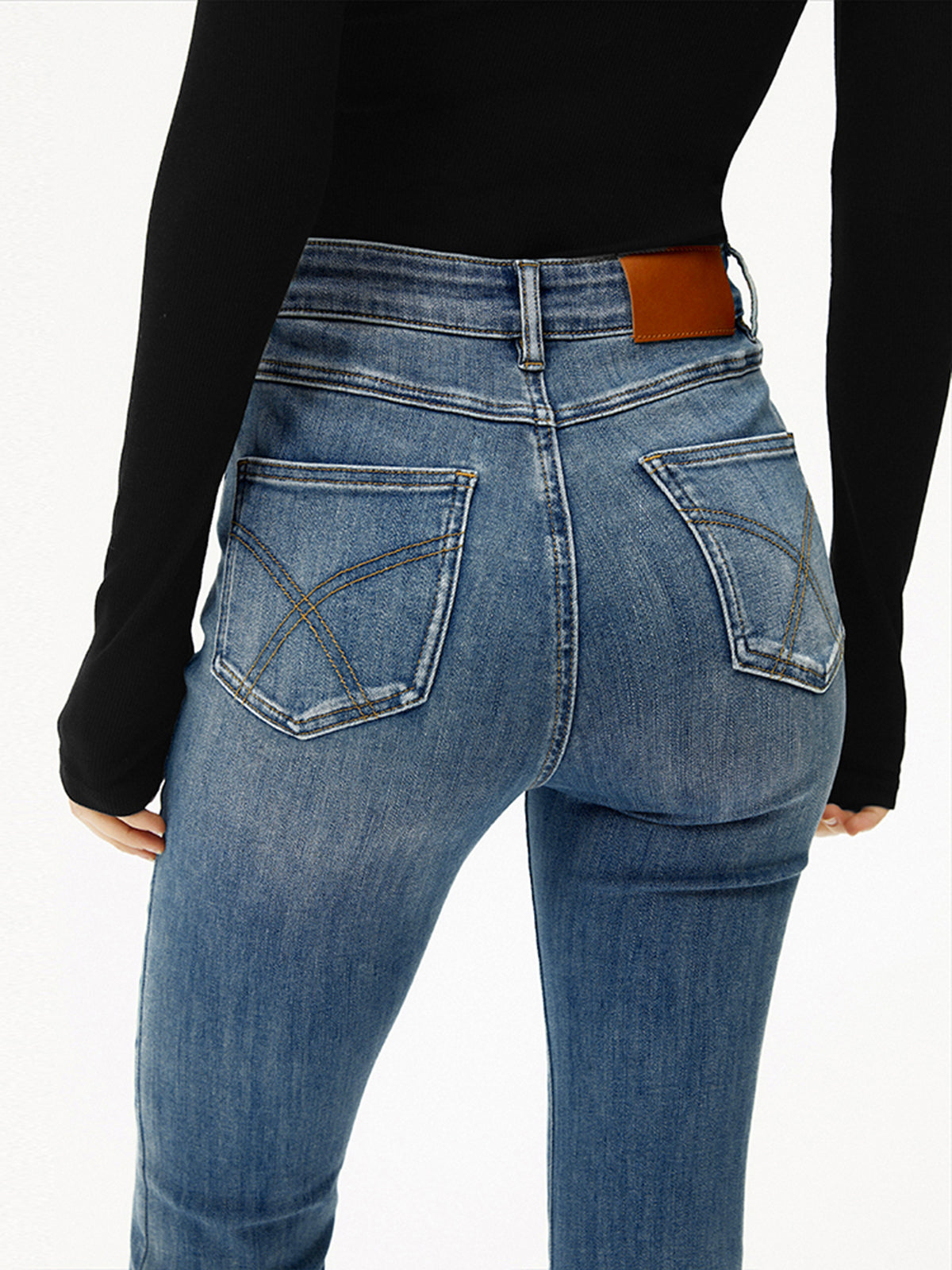 Sofía | Jeans De Mezclilla De Cintura Alta Y Corte Ajustado Para Mujer 1