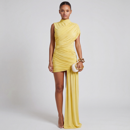 Sofía | Minivestido Asimétrico de Cuello Alto para Mujer 1