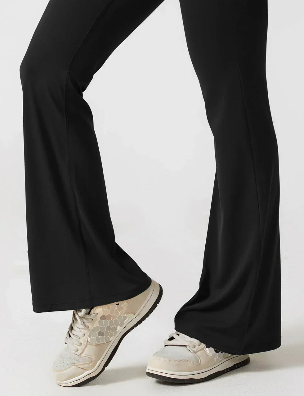 Sofía | Mono Acampanado con Espalda en V para Mujer Elegante y Cómodo 5