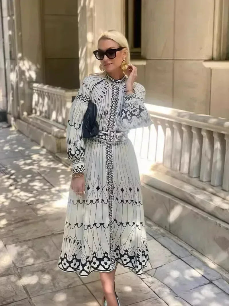 Valentina | Vestido Midi Acampanado Elegante para Mujer 3