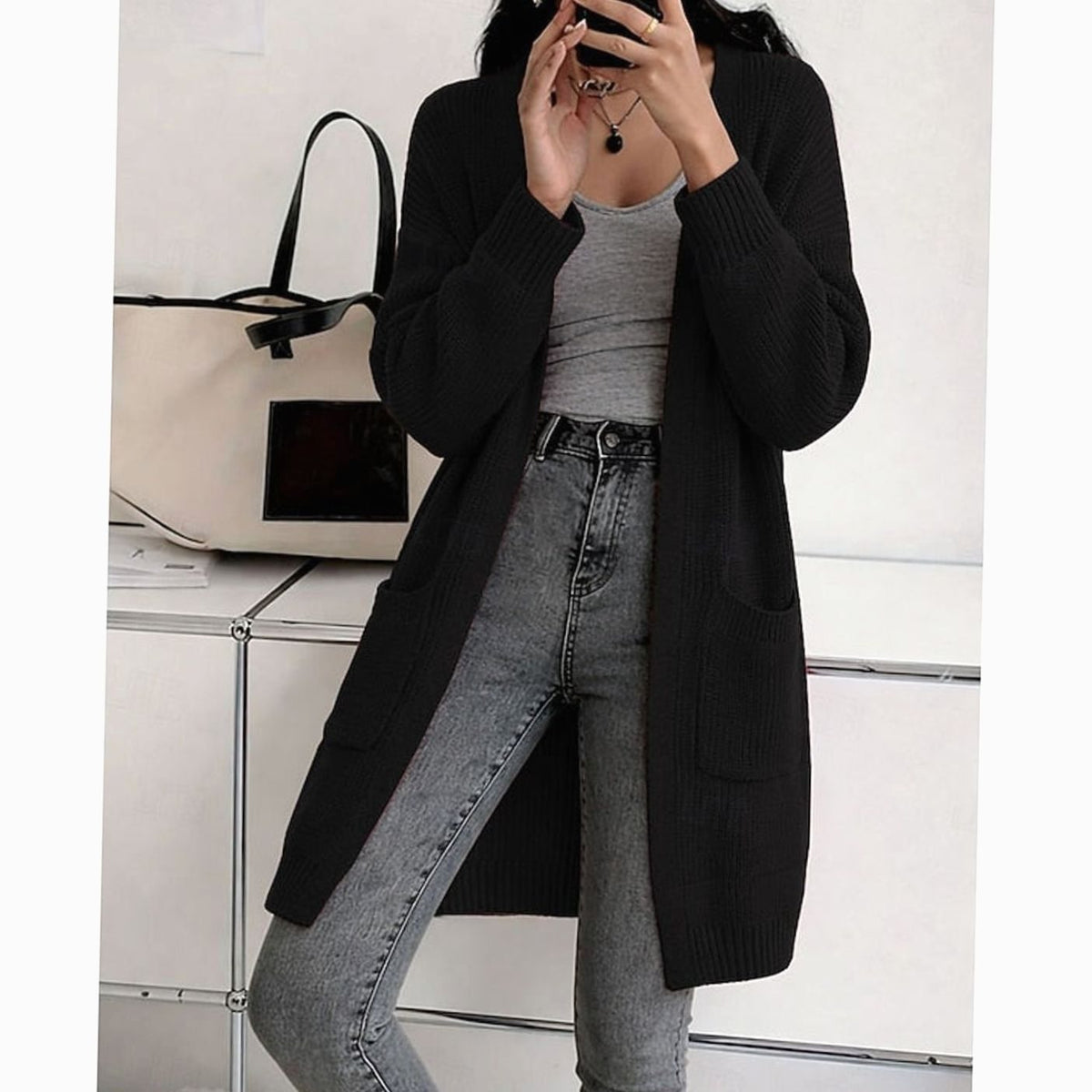 Chaqueta larga de punto canalé abierta para mujer en color negro