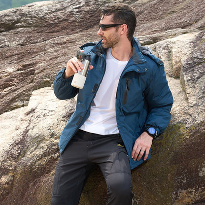 Chaqueta BRAKTHOR en color gris con capucha