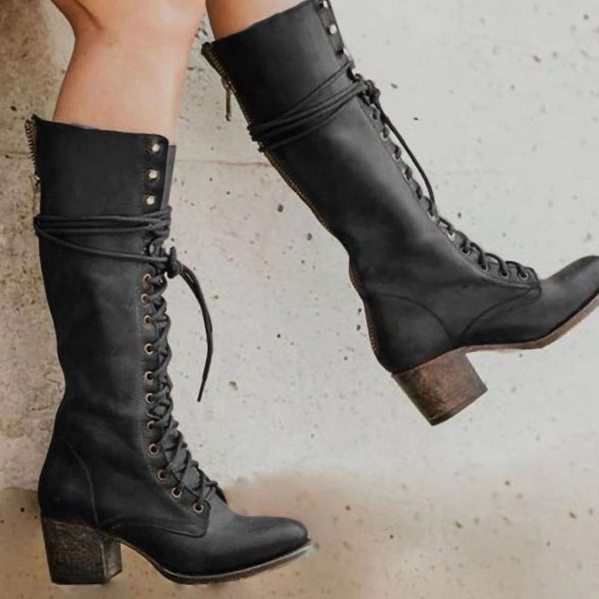 Botas altas de cordones con tacón ancho para mujer, vista frontal
