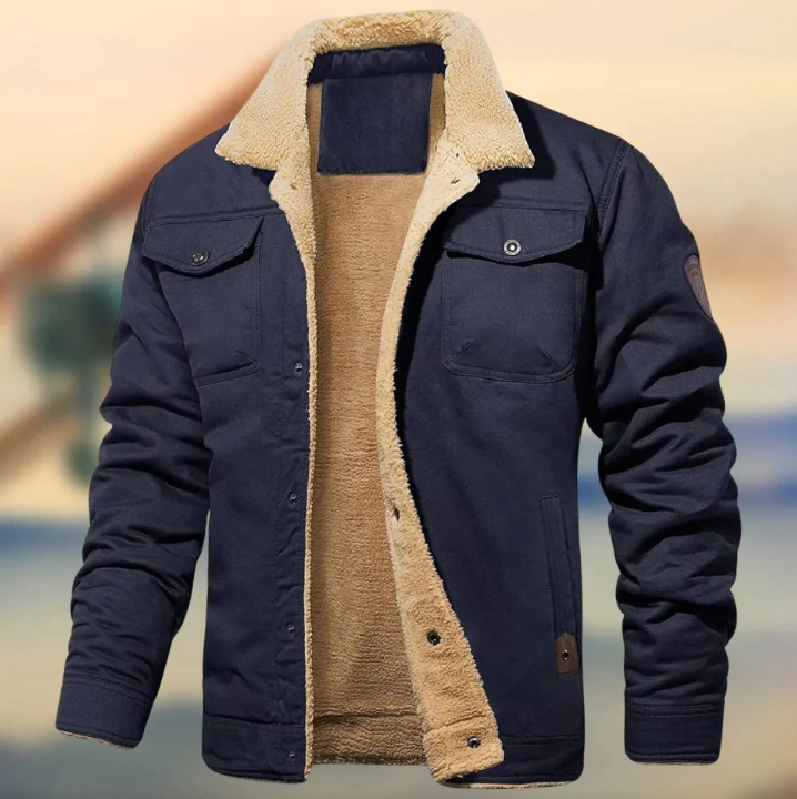 Hombre con abrigo de invierno BREKSTON de corte regular y estilo urbano