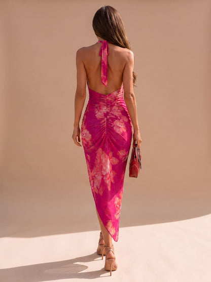 Detalle del escote cowl del vestido midi CAPRI efecto satén