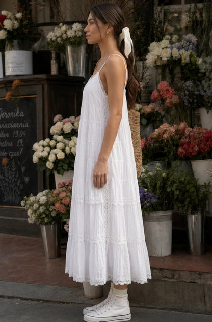Vestido bohemio de algodón con caída suelta y silueta midi favorecedora
