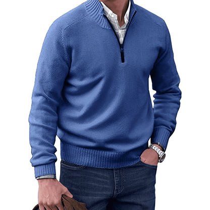 Vista frontal del jersey de punto con media cremallera para hombre