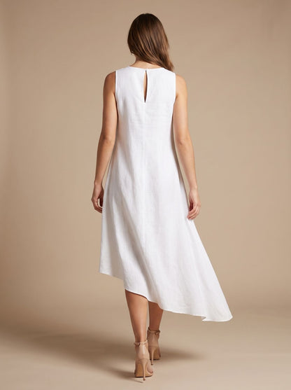 Vestido boho midi visto de perfil mostrando el bajo asimétrico
