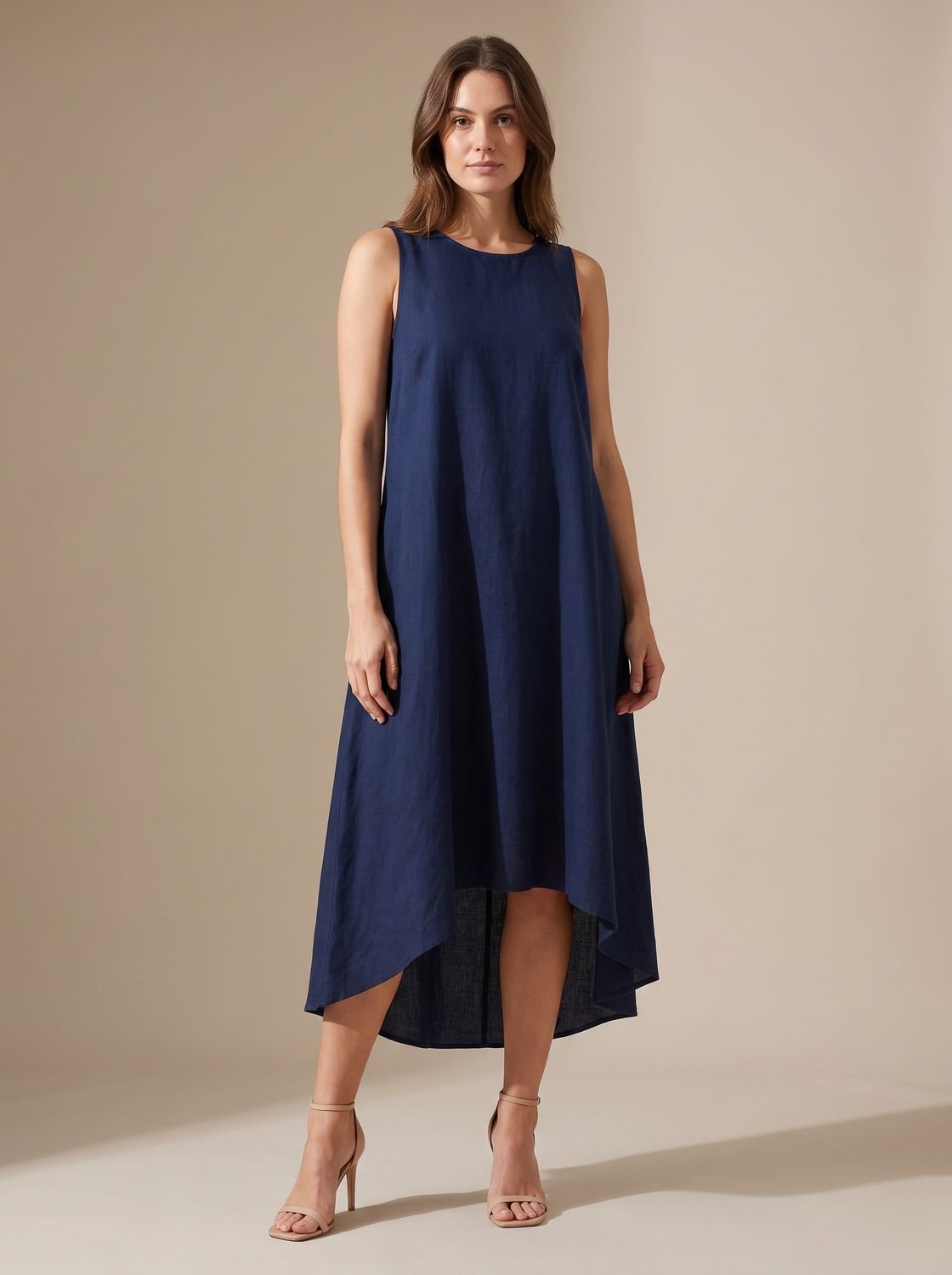 Vestido boho midi en tono verde con silueta línea A