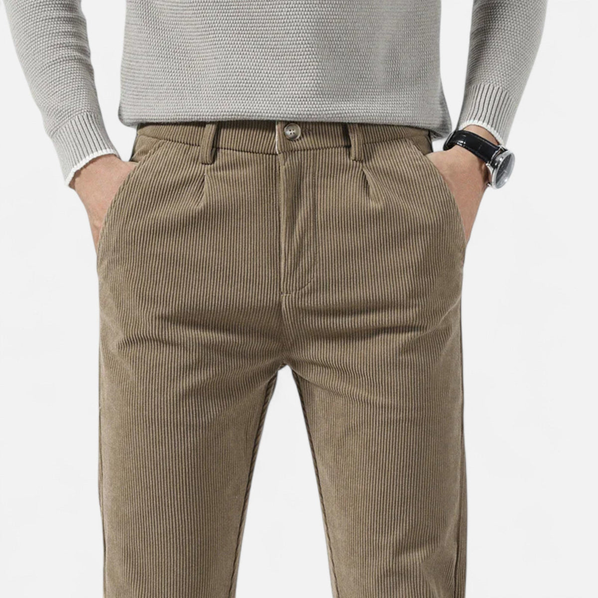 Pantalón de pana gris claro con corte clásico para hombre